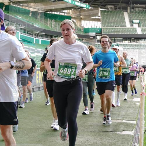 13.09.2026 - 21. swb-Marathon Bremen Michael Burmester http://msf.ph/oto/10474109 13.09.2026 13:15:51 Laufen im Stadion 143, 153, 231, 263, 266, 300, 414, 598, 612, 653, 990, 1008, 1047, 1185, 1312, 1465, 1539, 1818, 1819, 1874, 2013, 2218, 2235, 2259, 2314, 2351, 2359, 2363, 2385, 2386, 2466, 2468, 2484, 2494, 2579, 2664, 2667, 2678, 2690, 2691, 2698, 2737, 2760, 2778, 2783, 2799, 2838, 2846, 2859, 2861, 2865, 2874, 2958, 2974, 2978, 2996, 3001, 3075, 3133, 3157, 3165, 3185, 3237, 3265, 3331, 3355, 3382, 3387, 3486, 3501, 3512, 3670, 3680, 3829, 4034, 4080, 4306, 703 meine-sportfotos.de