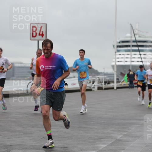 13.09.2026 - Kiel Lauf Andreas Tolksdorf http://msf.ph/oto/10474126 13.09.2026 11:45:30 Kiellinie 38, 756, 4, 4517, 83 meine-sportfotos.de