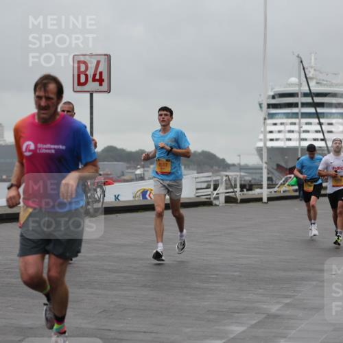 13.09.2026 - Kiel Lauf Andreas Tolksdorf http://msf.ph/oto/10474139 13.09.2026 11:45:30 Kiellinie 4, 4517, 5926, 3 meine-sportfotos.de