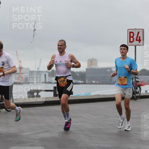 13.09.2026 - Kiel Lauf Andreas Tolksdorf http://msf.ph/oto/10474162 13.09.2026 11:45:31 Kiellinie 10238, 39, 10136, 4517, 4 meine-sportfotos.de