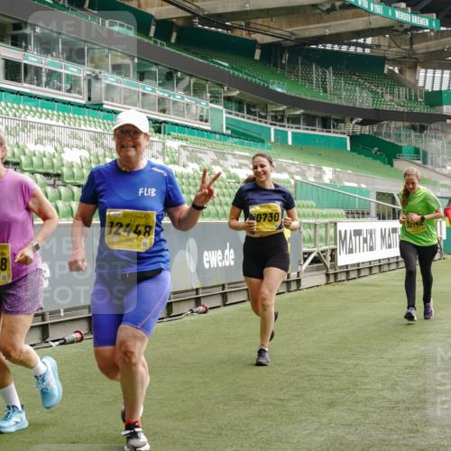 13.09.2026 - 21. swb-Marathon Bremen Michael Burmester http://msf.ph/oto/10474174 13.09.2026 10:38:12 Laufen im Stadion 10090, 10091, 10092, 10150, 10168, 10186, 10188, 10190, 10205, 10237, 10238, 10259, 10260, 10273, 10274, 10283, 10305, 10315, 10323, 10327, 10331, 10332, 10370, 10375, 10376, 10432, 10444, 10465, 10488, 10497, 10500, 10516, 10526, 10595, 10598, 10613, 10630, 10645, 10647, 10648, 10654, 10659, 10661, 10663, 10674, 10681, 10682, 10695, 10697, 10802, 10823 meine-sportfotos.de