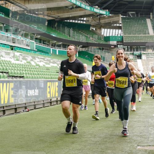13.09.2026 - 21. swb-Marathon Bremen Michael Burmester http://msf.ph/oto/10474334 13.09.2026 10:38:17 Laufen im Stadion 10090, 10091, 10150, 10168, 10186, 10188, 10190, 10205, 10238, 10259, 10260, 10273, 10274, 10283, 10305, 10315, 10323, 10327, 10331, 10332, 10360, 10370, 10375, 10376, 10404, 10432, 10444, 10457, 10465, 10469, 10488, 10500, 10516, 10526, 10595, 10598, 10630, 10645, 10654, 10659, 10661, 10663, 10674, 10681, 10682, 10695, 10697, 10802, 10823 meine-sportfotos.de