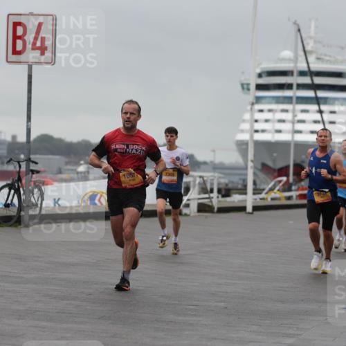13.09.2026 - Kiel Lauf Andreas Tolksdorf http://msf.ph/oto/10474633 13.09.2026 11:46:12 Kiellinie 4, 1057, 7369, 373 meine-sportfotos.de
