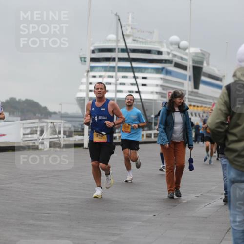 13.09.2026 - Kiel Lauf Andreas Tolksdorf http://msf.ph/oto/10474641 13.09.2026 11:46:13 Kiellinie 7369, 373, 7638 meine-sportfotos.de
