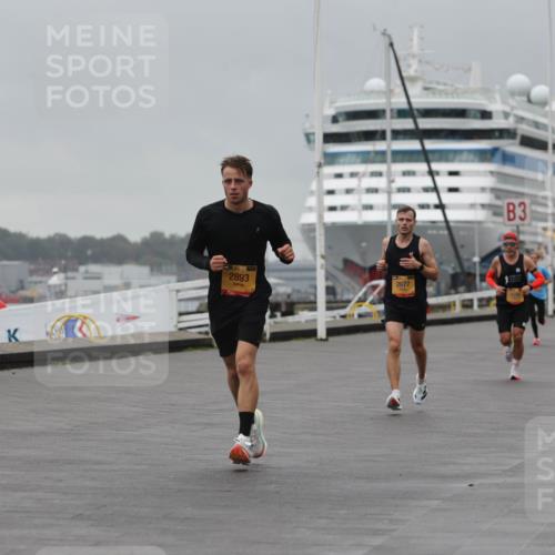 13.09.2026 - Kiel Lauf Andreas Tolksdorf http://msf.ph/oto/10474716 13.09.2026 11:46:40 Kiellinie 4, 2893, 2677, 3 meine-sportfotos.de