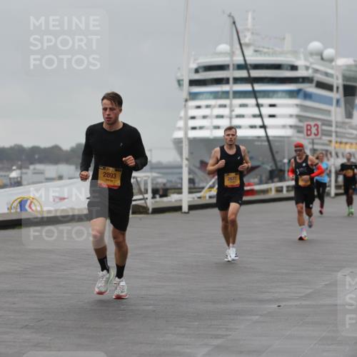 13.09.2026 - Kiel Lauf Andreas Tolksdorf http://msf.ph/oto/10474724 13.09.2026 11:46:41 Kiellinie 4, 2893, 2677, 3 meine-sportfotos.de