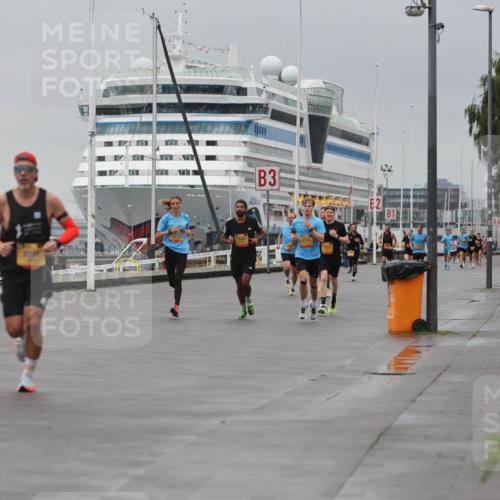 13.09.2026 - Kiel Lauf Andreas Tolksdorf http://msf.ph/oto/10474791 13.09.2026 11:46:45 Kiellinie 4500, 3, 4724, 2 meine-sportfotos.de