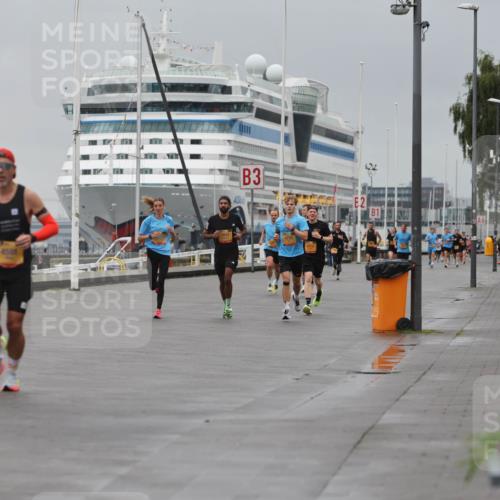 13.09.2026 - Kiel Lauf Andreas Tolksdorf http://msf.ph/oto/10474794 13.09.2026 11:46:45 Kiellinie 4591, 3, 8, 2, 1 meine-sportfotos.de