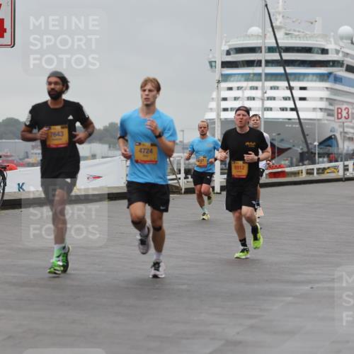 13.09.2026 - Kiel Lauf Andreas Tolksdorf http://msf.ph/oto/10474817 13.09.2026 11:46:52 Kiellinie 4, 7643, 4724, 921, 8912, 3 meine-sportfotos.de