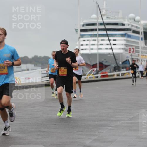 13.09.2026 - Kiel Lauf Andreas Tolksdorf http://msf.ph/oto/10474840 13.09.2026 11:46:53 Kiellinie 4, 4724, 8912, 3 meine-sportfotos.de