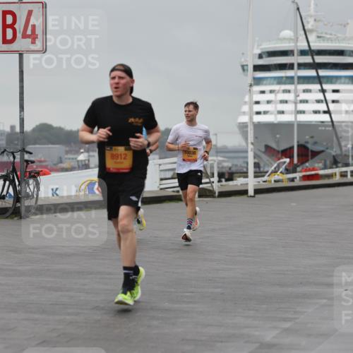 13.09.2026 - Kiel Lauf Andreas Tolksdorf http://msf.ph/oto/10474855 13.09.2026 11:46:54 Kiellinie 4, 8912, 10038, 3 meine-sportfotos.de