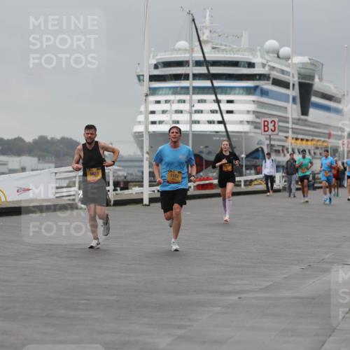 13.09.2026 - Kiel Lauf Andreas Tolksdorf http://msf.ph/oto/10474941 13.09.2026 11:47:03 Kiellinie 34, 6870, 1182, 3 meine-sportfotos.de