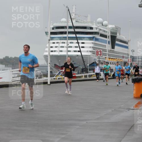 13.09.2026 - Kiel Lauf Andreas Tolksdorf http://msf.ph/oto/10474959 13.09.2026 11:47:04 Kiellinie 1182, 1025, 3, 1 meine-sportfotos.de
