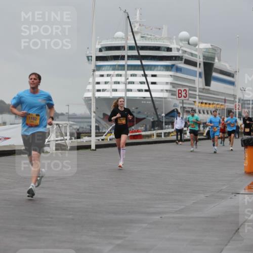13.09.2026 - Kiel Lauf Andreas Tolksdorf http://msf.ph/oto/10474972 13.09.2026 11:47:05 Kiellinie 1182, 6870, 11025, 3 meine-sportfotos.de