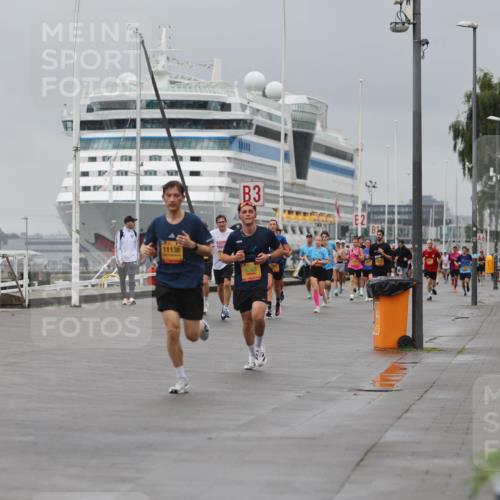 13.09.2026 - Kiel Lauf Andreas Tolksdorf http://msf.ph/oto/10475103 13.09.2026 11:47:23 Kiellinie 5117, 11138, 3, 6 meine-sportfotos.de