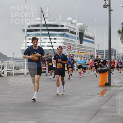 13.09.2026 - Kiel Lauf Andreas Tolksdorf http://msf.ph/oto/10475119 13.09.2026 11:47:24 Kiellinie 1136, 3 meine-sportfotos.de