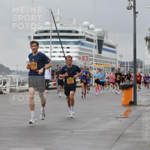 13.09.2026 - Kiel Lauf Andreas Tolksdorf http://msf.ph/oto/10475129 13.09.2026 11:47:25 Kiellinie 11138, 8303, 3 meine-sportfotos.de
