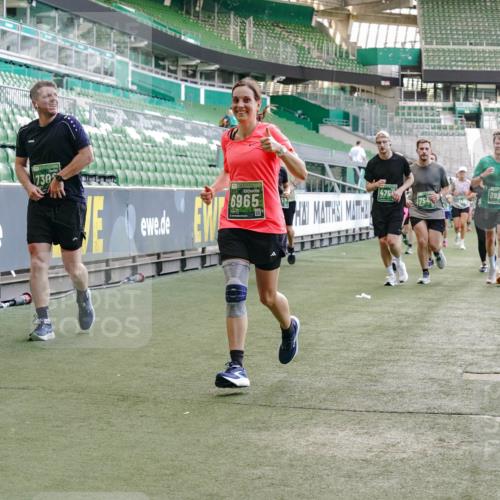 13.09.2026 - 21. swb-Marathon Bremen Michael Burmester http://msf.ph/oto/10475183 13.09.2026 13:16:24 Laufen im Stadion 134, 143, 153, 231, 263, 266, 267, 271, 449, 598, 612, 653, 990, 1047, 1057, 1185, 1312, 1465, 1539, 1813, 1825, 1874, 1987, 2013, 2218, 2235, 2259, 2351, 2359, 2363, 2381, 2385, 2386, 2466, 2468, 2484, 2550, 2562, 2579, 2586, 2664, 2667, 2678, 2698, 2760, 2778, 2783, 2797, 2799, 2821, 2846, 2859, 2874, 2958, 2974, 2996, 3001, 3075, 3133, 3157, 3165, 3185, 3213, 3237, 3265, 3331, 3366, 3382, 3387, 3479, 3486, 3501, 3506, 3512, 3670, 3829 meine-sportfotos.de