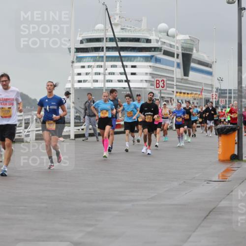 13.09.2026 - Kiel Lauf Andreas Tolksdorf http://msf.ph/oto/10475195 13.09.2026 11:47:30 Kiellinie 11725, 8233, 3, 2 meine-sportfotos.de