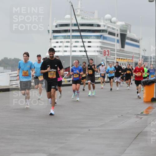 13.09.2026 - Kiel Lauf Andreas Tolksdorf http://msf.ph/oto/10475266 13.09.2026 11:47:35 Kiellinie 4590, 6296, 3673, 3 meine-sportfotos.de