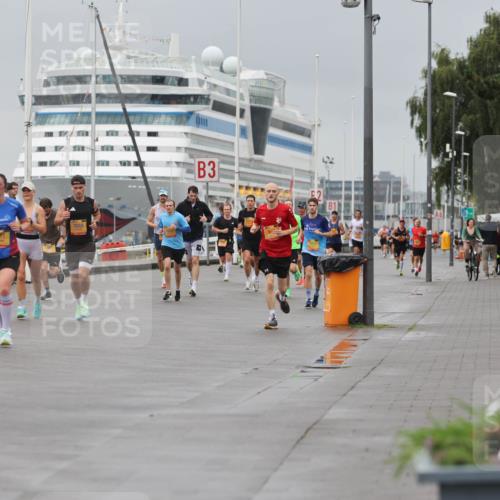 13.09.2026 - Kiel Lauf Andreas Tolksdorf http://msf.ph/oto/10475295 13.09.2026 11:47:38 Kiellinie 11408, 3, 10 meine-sportfotos.de