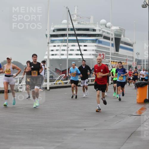 13.09.2026 - Kiel Lauf Andreas Tolksdorf http://msf.ph/oto/10475340 13.09.2026 11:47:40 Kiellinie 9767, 7659, 3, 2, 1 meine-sportfotos.de