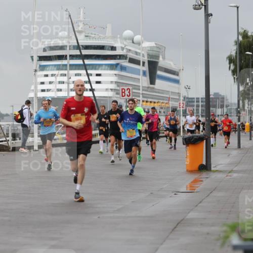 13.09.2026 - Kiel Lauf Andreas Tolksdorf http://msf.ph/oto/10475379 13.09.2026 11:47:41 Kiellinie 3, 7659, 2 meine-sportfotos.de