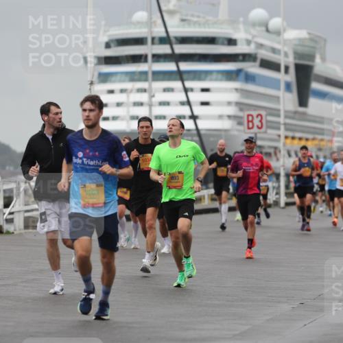 13.09.2026 - Kiel Lauf Andreas Tolksdorf http://msf.ph/oto/10475437 13.09.2026 11:47:45 Kiellinie 23, 8501, 1034, 7003, 790, 993, 3 meine-sportfotos.de