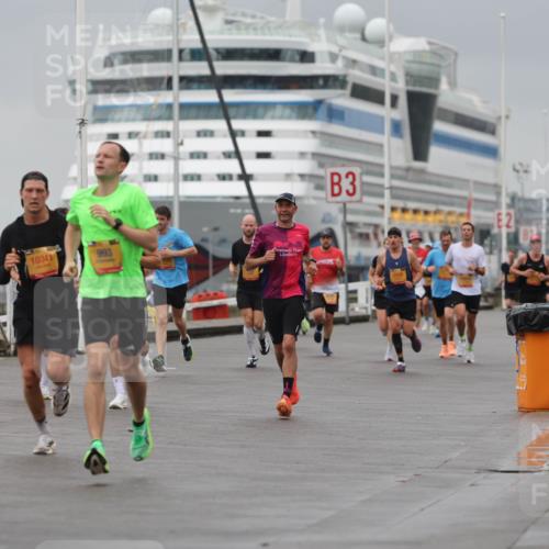 13.09.2026 - Kiel Lauf Andreas Tolksdorf http://msf.ph/oto/10475470 13.09.2026 11:47:46 Kiellinie 10341, 993, 3 meine-sportfotos.de