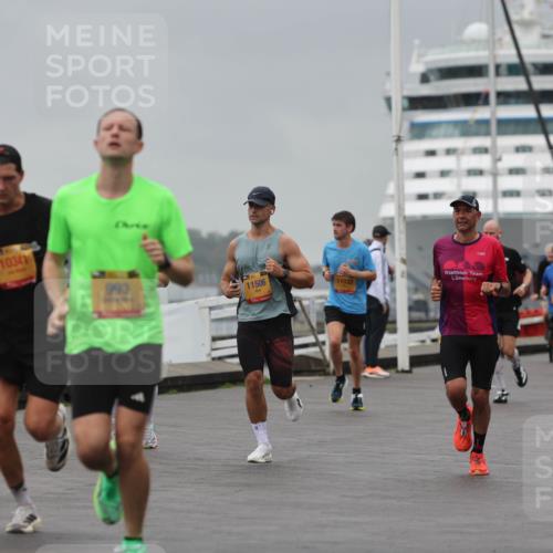 13.09.2026 - Kiel Lauf Andreas Tolksdorf http://msf.ph/oto/10475496 13.09.2026 11:47:48 Kiellinie 4, 10341, 993, 11506, 11033, 3 meine-sportfotos.de