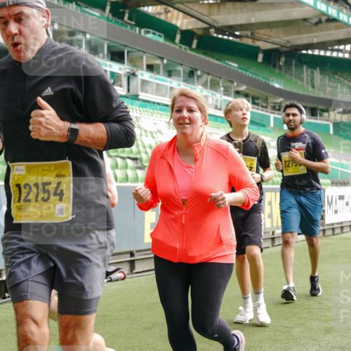 13.09.2026 - 21. swb-Marathon Bremen Michael Burmester http://msf.ph/oto/10475498 13.09.2026 10:38:50 Laufen im Stadion 10090, 10091, 10135, 10138, 10139, 10168, 10188, 10190, 10204, 10205, 10217, 10229, 10238, 10259, 10260, 10273, 10274, 10279, 10280, 10283, 10305, 10314, 10323, 10360, 10363, 10364, 10370, 10375, 10376, 10378, 10404, 10432, 10457, 10465, 10469, 10488, 10493, 10501, 10505, 10510, 10511, 10526, 10556, 10576, 10595, 10598, 10609, 10616, 10619, 10630, 10645, 10654, 10661, 10662, 10664, 10674, 10681, 10682, 10686, 10695, 10697, 10712, 10743, 10802, 10823 meine-sportfotos.de
