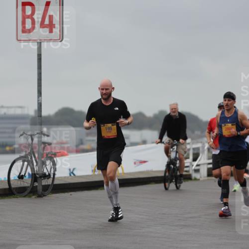 13.09.2026 - Kiel Lauf Andreas Tolksdorf http://msf.ph/oto/10475550 13.09.2026 11:47:53 Kiellinie 1103, 4, 195, 280, 1771 meine-sportfotos.de