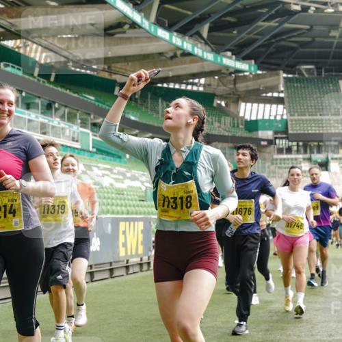 13.09.2026 - 21. swb-Marathon Bremen Michael Burmester http://msf.ph/oto/10475605 13.09.2026 10:38:55 Laufen im Stadion 10090, 10091, 10135, 10138, 10139, 10168, 10188, 10190, 10204, 10205, 10217, 10229, 10238, 10259, 10260, 10273, 10274, 10279, 10280, 10283, 10305, 10314, 10323, 10360, 10363, 10364, 10370, 10375, 10376, 10378, 10404, 10432, 10457, 10465, 10469, 10488, 10493, 10501, 10505, 10510, 10511, 10526, 10556, 10576, 10595, 10609, 10616, 10619, 10630, 10645, 10654, 10660, 10661, 10662, 10664, 10681, 10682, 10686, 10695, 10697, 10712, 10743, 10802, 10823 meine-sportfotos.de