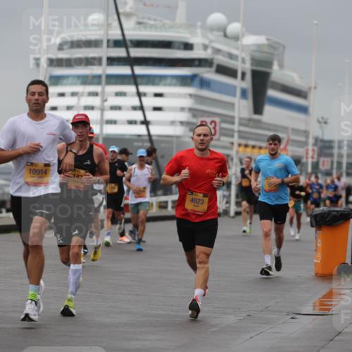 13.09.2026 - Kiel Lauf Andreas Tolksdorf http://msf.ph/oto/10475614 13.09.2026 11:47:56 Kiellinie 10911, 771, 10914, 142, 4923 meine-sportfotos.de