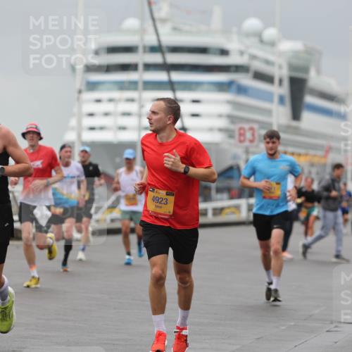 13.09.2026 - Kiel Lauf Andreas Tolksdorf http://msf.ph/oto/10475640 13.09.2026 11:47:57 Kiellinie 10914, 39, 4923, 3 meine-sportfotos.de