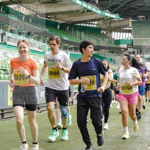 13.09.2026 - 21. swb-Marathon Bremen Michael Burmester http://msf.ph/oto/10475644 13.09.2026 10:38:56 Laufen im Stadion 10090, 10091, 10135, 10138, 10139, 10168, 10188, 10190, 10204, 10205, 10217, 10229, 10238, 10259, 10260, 10273, 10274, 10279, 10280, 10283, 10305, 10314, 10323, 10360, 10363, 10364, 10370, 10375, 10376, 10378, 10404, 10432, 10457, 10465, 10469, 10488, 10493, 10501, 10505, 10510, 10511, 10526, 10556, 10576, 10595, 10609, 10616, 10619, 10630, 10645, 10654, 10660, 10661, 10662, 10664, 10681, 10682, 10686, 10695, 10697, 10712, 10743, 10802, 10823 meine-sportfotos.de