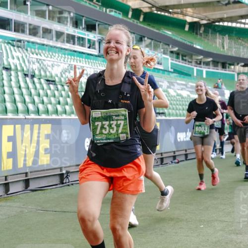 13.09.2026 - 21. swb-Marathon Bremen Michael Burmester http://msf.ph/oto/10475677 13.09.2026 13:16:39 Laufen im Stadion 134, 143, 153, 231, 263, 267, 271, 449, 588, 598, 612, 653, 990, 1057, 1185, 1312, 1465, 1539, 1813, 1825, 1874, 1987, 2013, 2067, 2096, 2218, 2235, 2259, 2351, 2359, 2363, 2381, 2385, 2386, 2389, 2468, 2532, 2550, 2562, 2579, 2586, 2655, 2664, 2667, 2678, 2698, 2760, 2778, 2783, 2797, 2799, 2821, 2846, 2859, 2874, 2974, 2996, 3001, 3075, 3104, 3133, 3157, 3165, 3185, 3195, 3213, 3237, 3265, 3314, 3331, 3366, 3382, 3387, 3479, 3486, 3501, 3506, 3512, 3829 meine-sportfotos.de