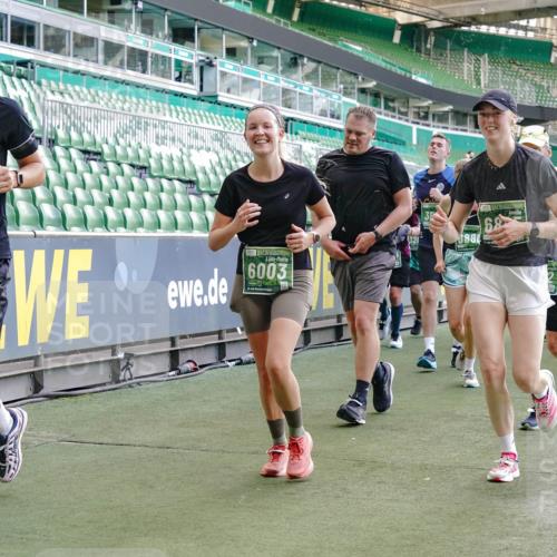 13.09.2026 - 21. swb-Marathon Bremen Michael Burmester http://msf.ph/oto/10475724 13.09.2026 13:16:40 Laufen im Stadion 134, 143, 153, 231, 263, 267, 271, 449, 588, 598, 612, 653, 990, 1057, 1185, 1312, 1465, 1539, 1813, 1825, 1874, 1987, 2013, 2067, 2096, 2218, 2235, 2259, 2351, 2359, 2363, 2381, 2385, 2386, 2389, 2468, 2532, 2550, 2562, 2579, 2586, 2655, 2664, 2667, 2678, 2698, 2760, 2778, 2783, 2797, 2799, 2821, 2846, 2859, 2874, 2974, 2984, 2996, 3001, 3075, 3104, 3133, 3157, 3165, 3185, 3195, 3213, 3237, 3265, 3314, 3331, 3366, 3382, 3387, 3479, 3486, 3501, 3506, 3512, 3829 meine-sportfotos.de