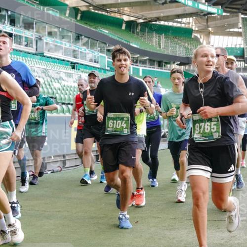 13.09.2026 - 21. swb-Marathon Bremen Michael Burmester http://msf.ph/oto/10475833 13.09.2026 13:16:43 Laufen im Stadion 134, 143, 153, 231, 263, 267, 271, 449, 588, 598, 612, 653, 990, 1057, 1185, 1312, 1465, 1539, 1813, 1825, 1874, 1987, 2013, 2067, 2096, 2218, 2259, 2351, 2363, 2381, 2385, 2386, 2389, 2419, 2468, 2532, 2550, 2562, 2579, 2586, 2655, 2664, 2667, 2678, 2698, 2760, 2778, 2783, 2797, 2799, 2821, 2846, 2859, 2874, 2974, 2984, 2996, 3001, 3075, 3104, 3133, 3157, 3165, 3185, 3195, 3213, 3237, 3265, 3314, 3331, 3366, 3382, 3387, 3431, 3479, 3486, 3501, 3506, 3512, 3829 meine-sportfotos.de