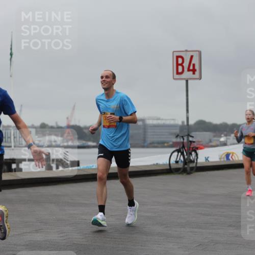 13.09.2026 - Kiel Lauf Andreas Tolksdorf http://msf.ph/oto/10475956 13.09.2026 11:48:32 Kiellinie 4, 7007 meine-sportfotos.de