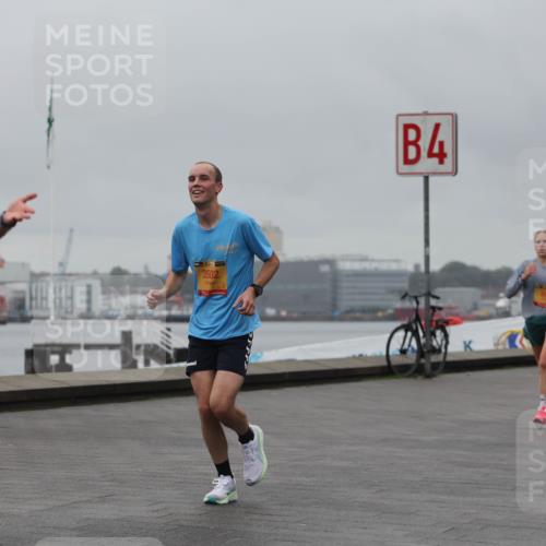 13.09.2026 - Kiel Lauf Andreas Tolksdorf http://msf.ph/oto/10475963 13.09.2026 11:48:32 Kiellinie 39, 3502, 4 meine-sportfotos.de