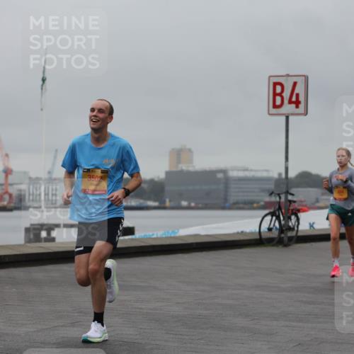 13.09.2026 - Kiel Lauf Andreas Tolksdorf http://msf.ph/oto/10475977 13.09.2026 11:48:32 Kiellinie 4, 39, 3502, 4 meine-sportfotos.de