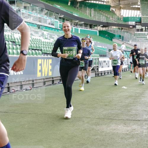 13.09.2026 - 21. swb-Marathon Bremen Michael Burmester http://msf.ph/oto/10476009 13.09.2026 13:16:48 Laufen im Stadion 134, 143, 153, 231, 267, 271, 449, 588, 598, 612, 653, 990, 1057, 1185, 1312, 1424, 1425, 1465, 1539, 1790, 1813, 1825, 1874, 1987, 2013, 2067, 2096, 2218, 2259, 2351, 2363, 2381, 2385, 2386, 2389, 2419, 2468, 2532, 2550, 2562, 2579, 2586, 2655, 2664, 2667, 2678, 2698, 2778, 2783, 2797, 2799, 2821, 2846, 2874, 2974, 2984, 2996, 3001, 3075, 3104, 3133, 3157, 3165, 3185, 3195, 3213, 3237, 3265, 3314, 3331, 3366, 3382, 3387, 3431, 3479, 3486, 3501, 3506, 3512 meine-sportfotos.de