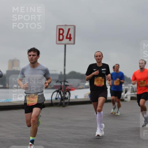 13.09.2026 - Kiel Lauf Andreas Tolksdorf http://msf.ph/oto/10476017 13.09.2026 11:48:34 Kiellinie 894, 7097, 4, 8170 meine-sportfotos.de