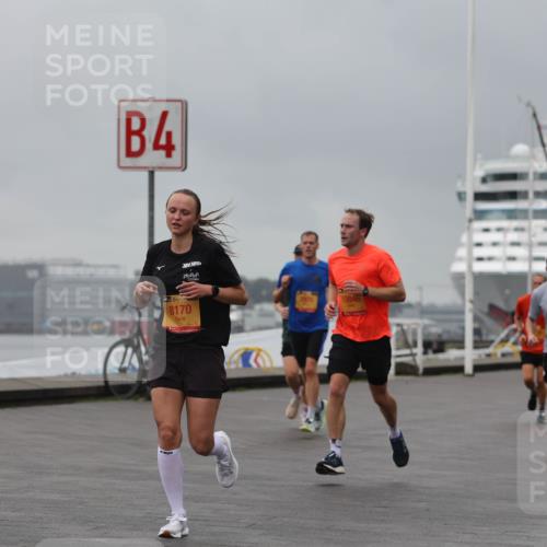 13.09.2026 - Kiel Lauf Andreas Tolksdorf http://msf.ph/oto/10476019 13.09.2026 11:48:35 Kiellinie 7097, 4, 8170, 10846, 3 meine-sportfotos.de