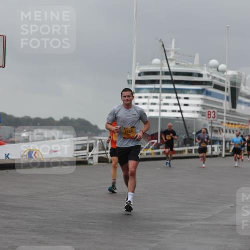 13.09.2026 - Kiel Lauf Andreas Tolksdorf http://msf.ph/oto/10476054 13.09.2026 11:48:37 Kiellinie 4, 2926, 7424, 3 meine-sportfotos.de