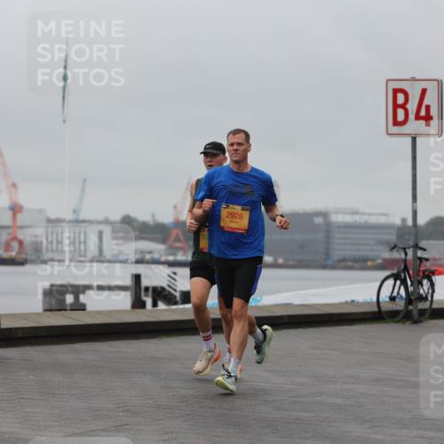 13.09.2026 - Kiel Lauf Andreas Tolksdorf http://msf.ph/oto/10476077 13.09.2026 11:48:38 Kiellinie 38, 2926, 4, 1, 39, 7424 meine-sportfotos.de
