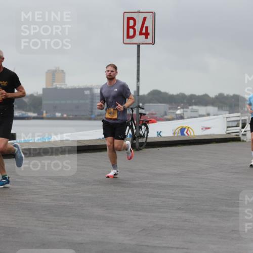 13.09.2026 - Kiel Lauf Andreas Tolksdorf http://msf.ph/oto/10476141 13.09.2026 11:48:47 Kiellinie 12636, 4, 8453, 1627 meine-sportfotos.de