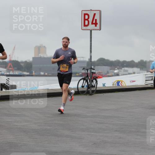 13.09.2026 - Kiel Lauf Andreas Tolksdorf http://msf.ph/oto/10476153 13.09.2026 11:48:48 Kiellinie 39, 12636, 8453, 4, 1627 meine-sportfotos.de