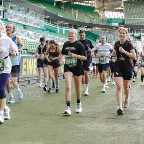 13.09.2026 - 21. swb-Marathon Bremen Michael Burmester http://msf.ph/oto/10476222 13.09.2026 13:16:53 Laufen im Stadion 134, 143, 153, 231, 267, 271, 449, 588, 598, 612, 653, 990, 1057, 1185, 1312, 1424, 1425, 1465, 1539, 1790, 1813, 1825, 1874, 1987, 2013, 2067, 2096, 2218, 2259, 2351, 2363, 2381, 2386, 2389, 2419, 2468, 2532, 2550, 2562, 2579, 2586, 2601, 2655, 2664, 2678, 2698, 2778, 2797, 2799, 2821, 2846, 2874, 2974, 2984, 2996, 3001, 3075, 3104, 3133, 3165, 3180, 3185, 3195, 3213, 3237, 3265, 3314, 3331, 3337, 3366, 3382, 3387, 3421, 3431, 3479, 3486, 3501, 3506, 3512 meine-sportfotos.de